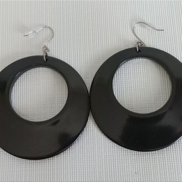 Solid Black Lightweight Acrylic Dangle Drop Fashion Hoop Earrings Fishhook Backs - Picture 8 of 9